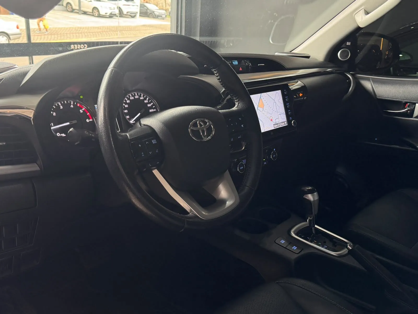TOYOTA HILUX 2.8 D-4D TURBO DIESEL CD SRX 4X4 AUTOMÁTICO 2021 - foto 6