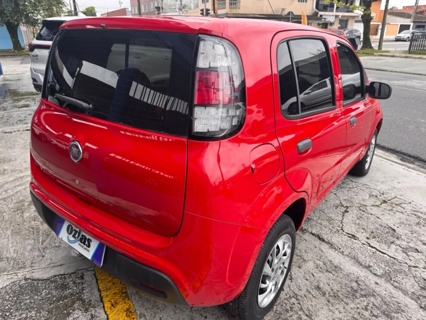 FIAT UNO ATTRACTIVE 1.0 FLEX 6V 5P 2017 - foto 2