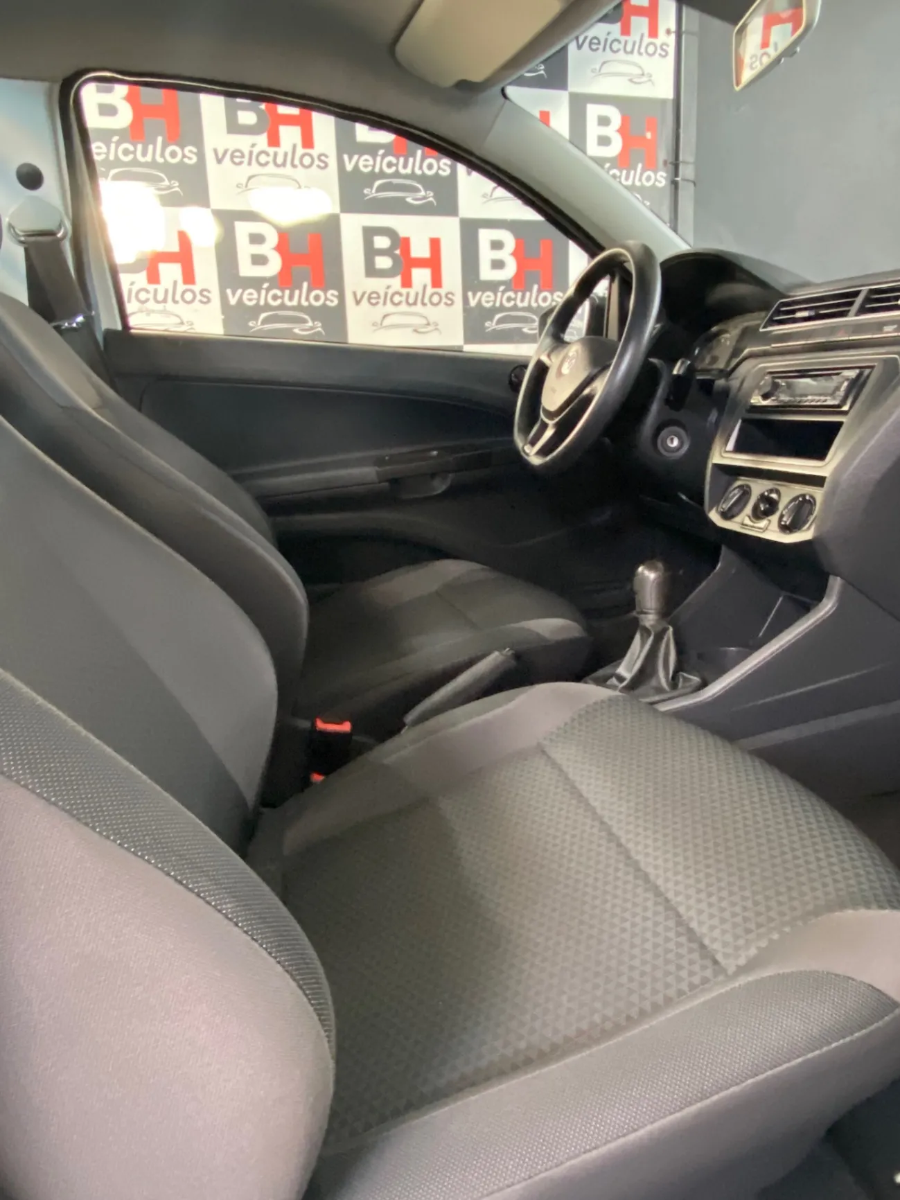 VOLKSWAGEN SAVEIRO ROBUST 1.6 TOTAL FLEX 16V 2023 - foto 11