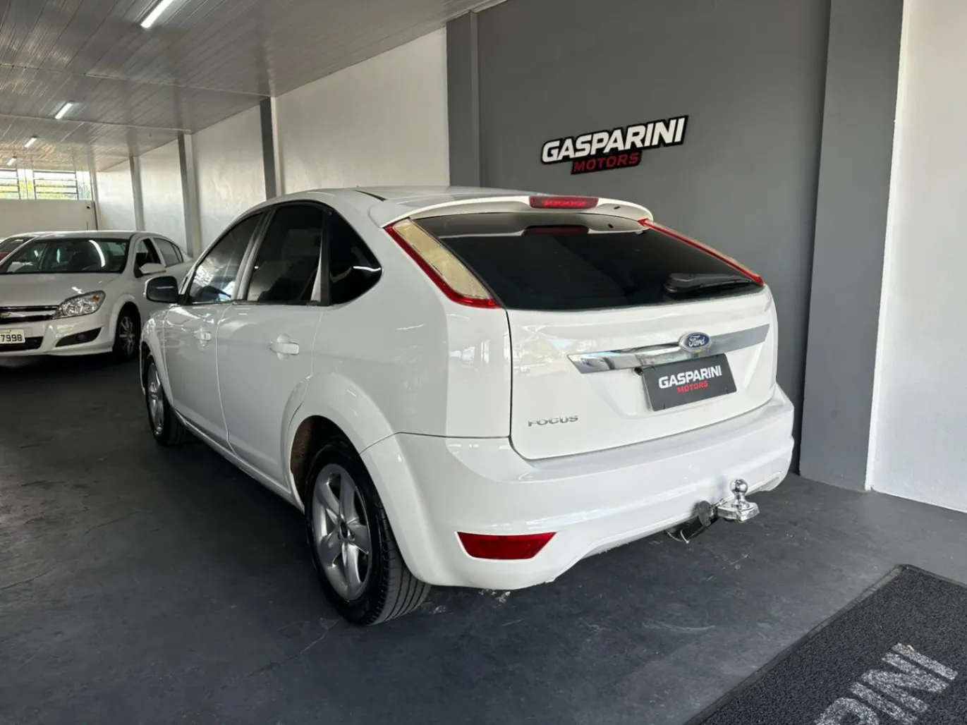 FORD FOCUS 1.6 S/SE/SE PLUS FLEX 8V/16V 5P 2010 - foto 2
