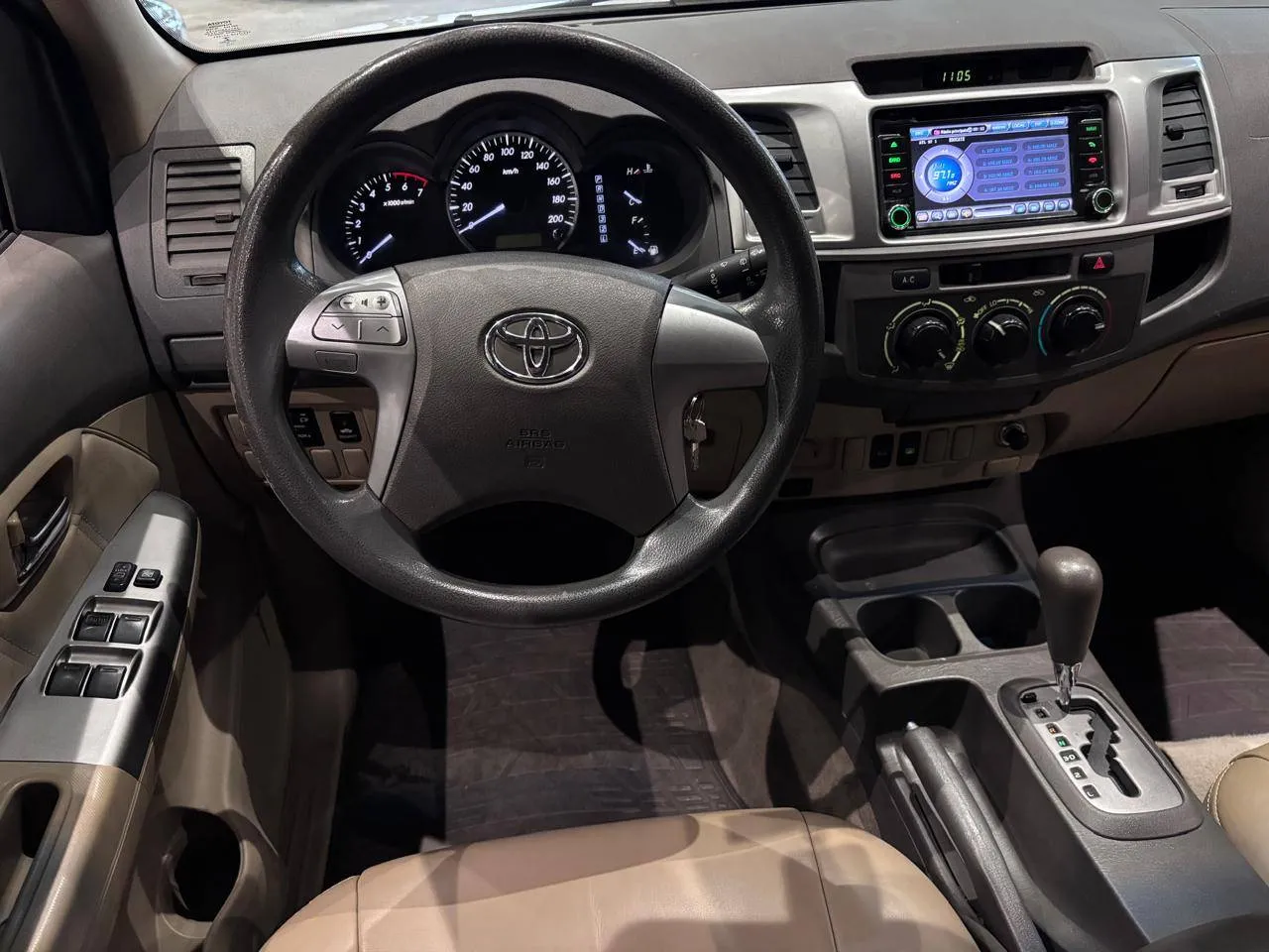 TOYOTA HILUX SW4 SR 4X2 2.7/ 2.7 FLEX 16V AUT. 2013 - foto 4