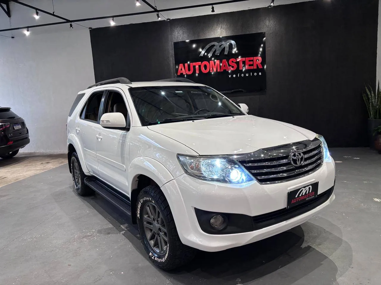 TOYOTA HILUX SW4 SR 4X2 2.7/ 2.7 FLEX 16V AUT. 2013 - foto 2
