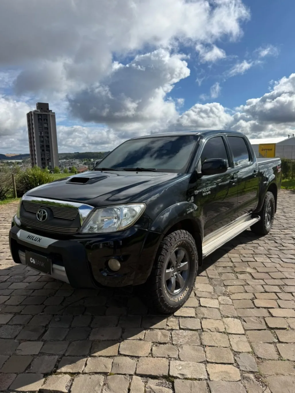 TOYOTA HILUX CD SRV D4-D 4X4 3.0 TDI DIES 2010 - foto 3