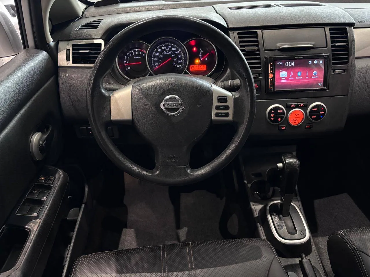 NISSAN TIIDA SL 1.8/1.8 FLEX 16V AUT. 2010 - foto 4