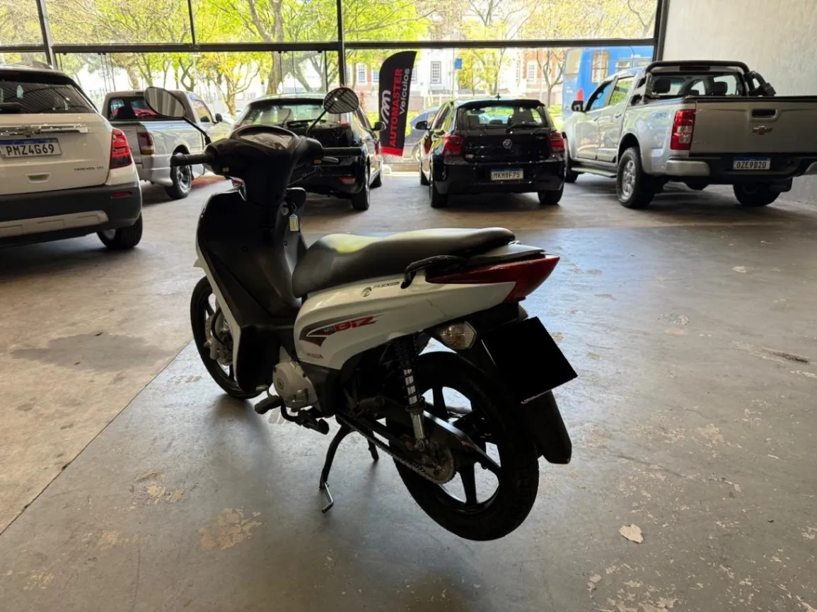 HONDA BIZ 125 EX/ 125 EX FLEX 2015 - foto 6