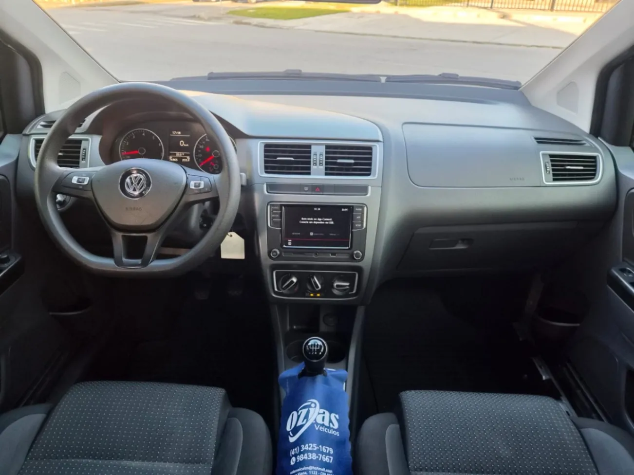 VOLKSWAGEN FOX CONNECT 1.6 FLEX 8V 5P 2017 - foto 8