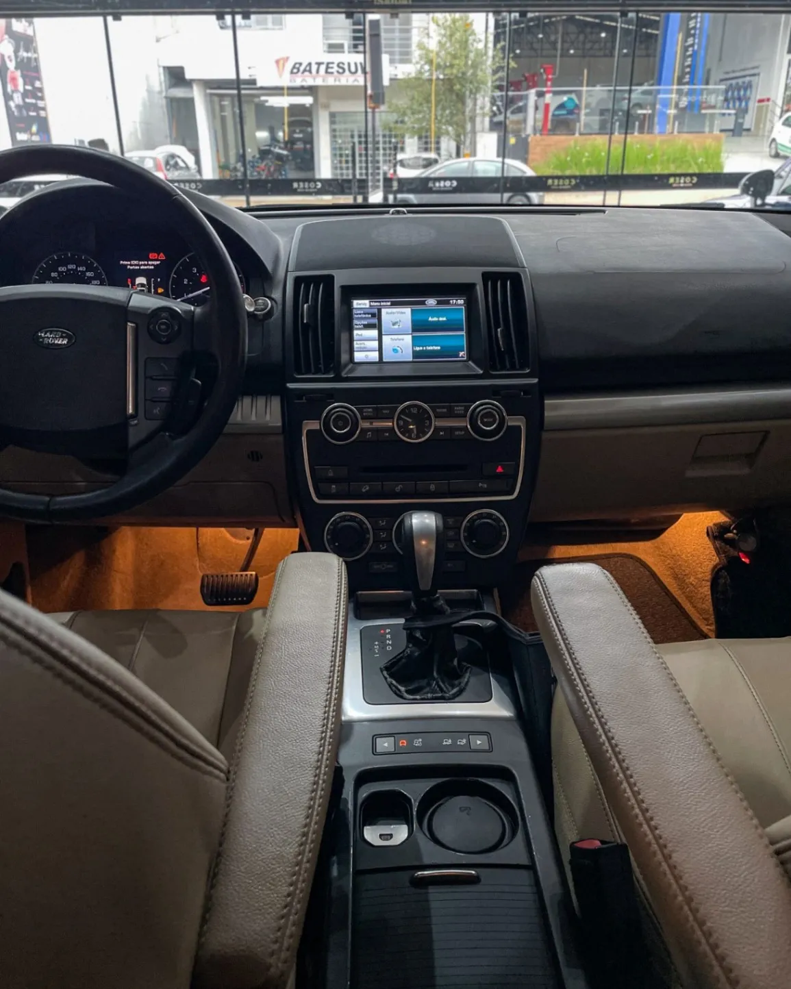 LAND ROVER FREELANDER2 SI4 SE 2.0 240CV AUT. 5P 2013 - foto 9