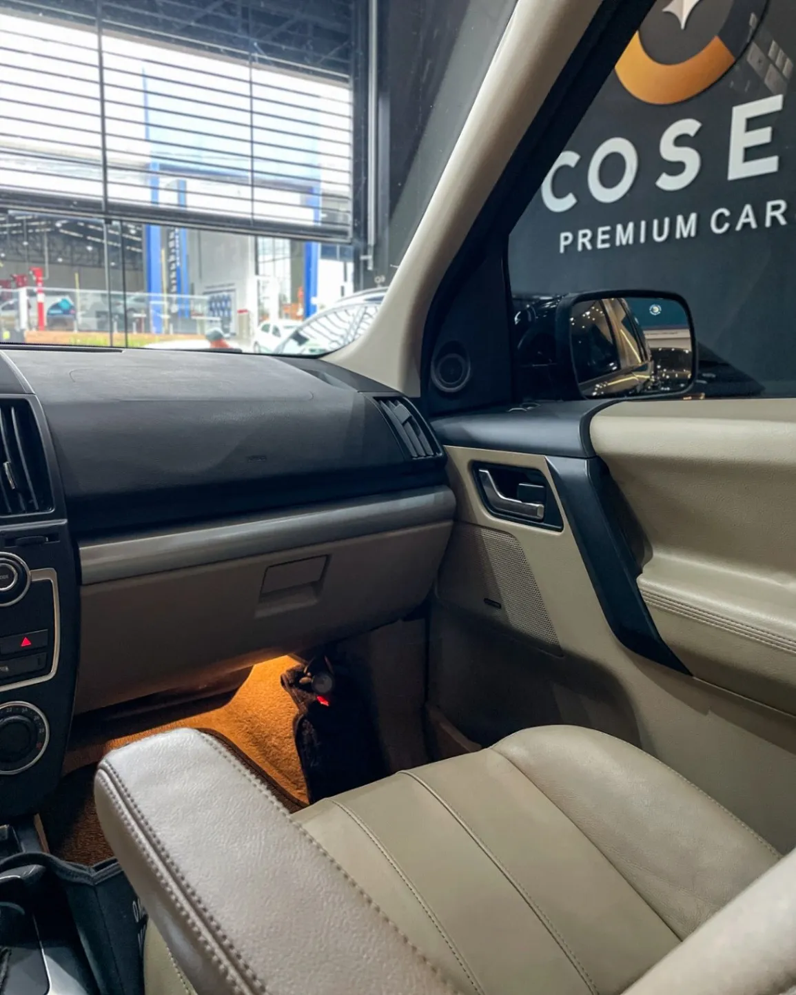 LAND ROVER FREELANDER2 SI4 SE 2.0 240CV AUT. 5P 2013 - foto 8