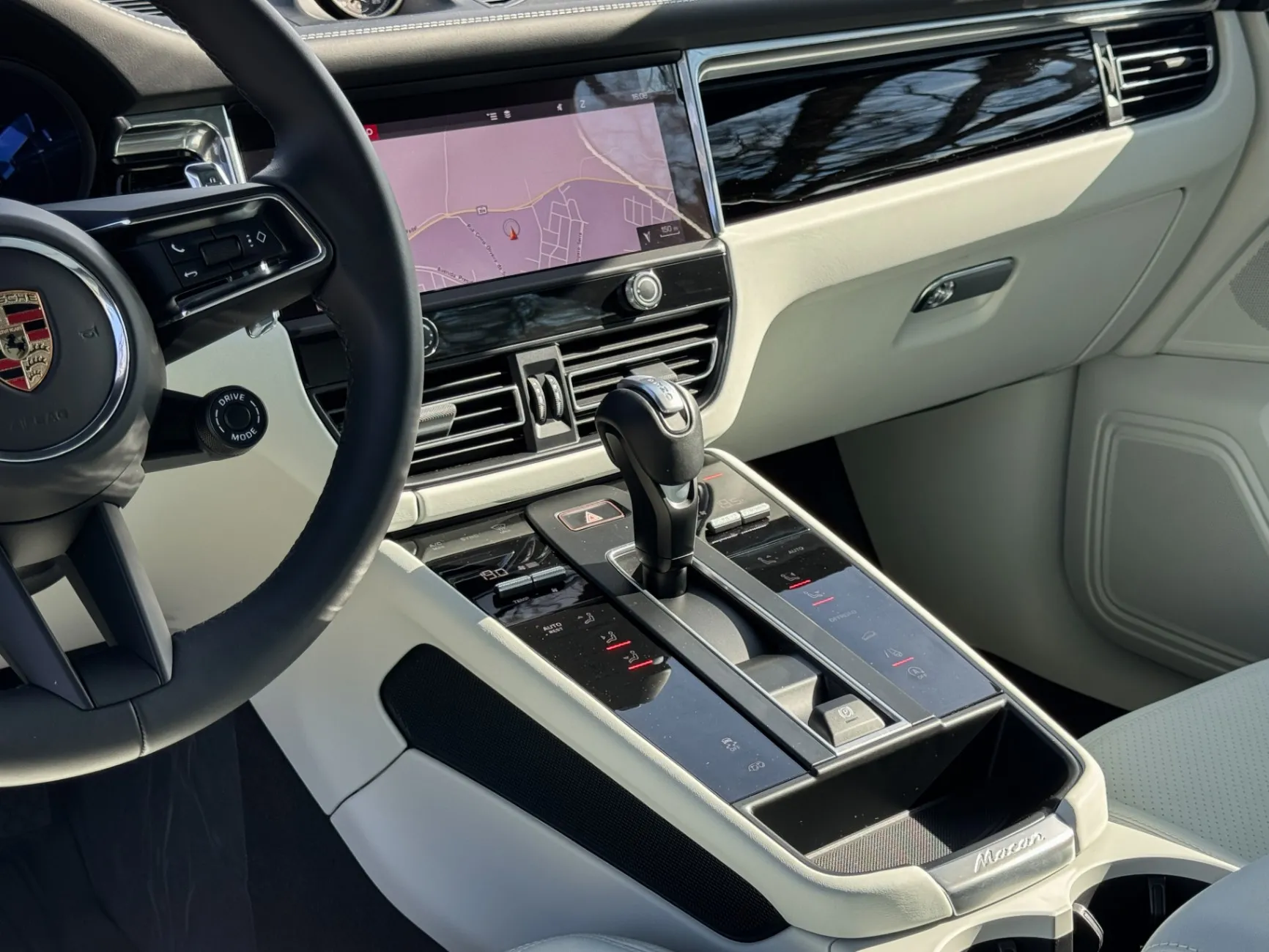 PORSCHE MACAN 2.0 TURBO 2024 - foto 11
